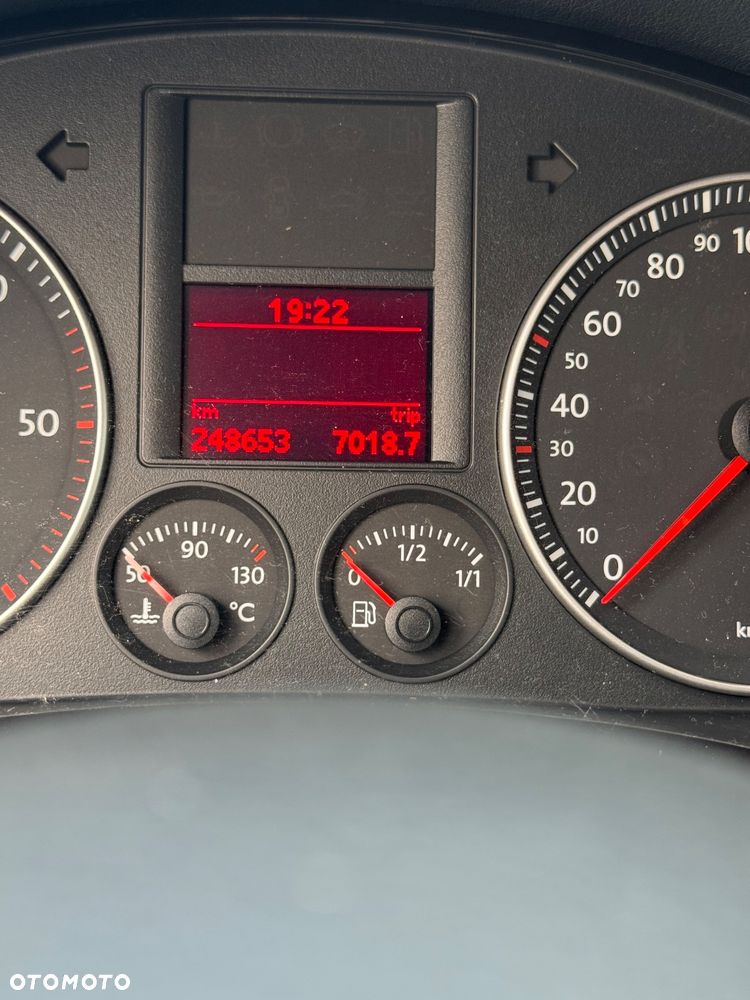 Volkswagen Golf Plus 1.9 TDI DPF Comfortline - 10