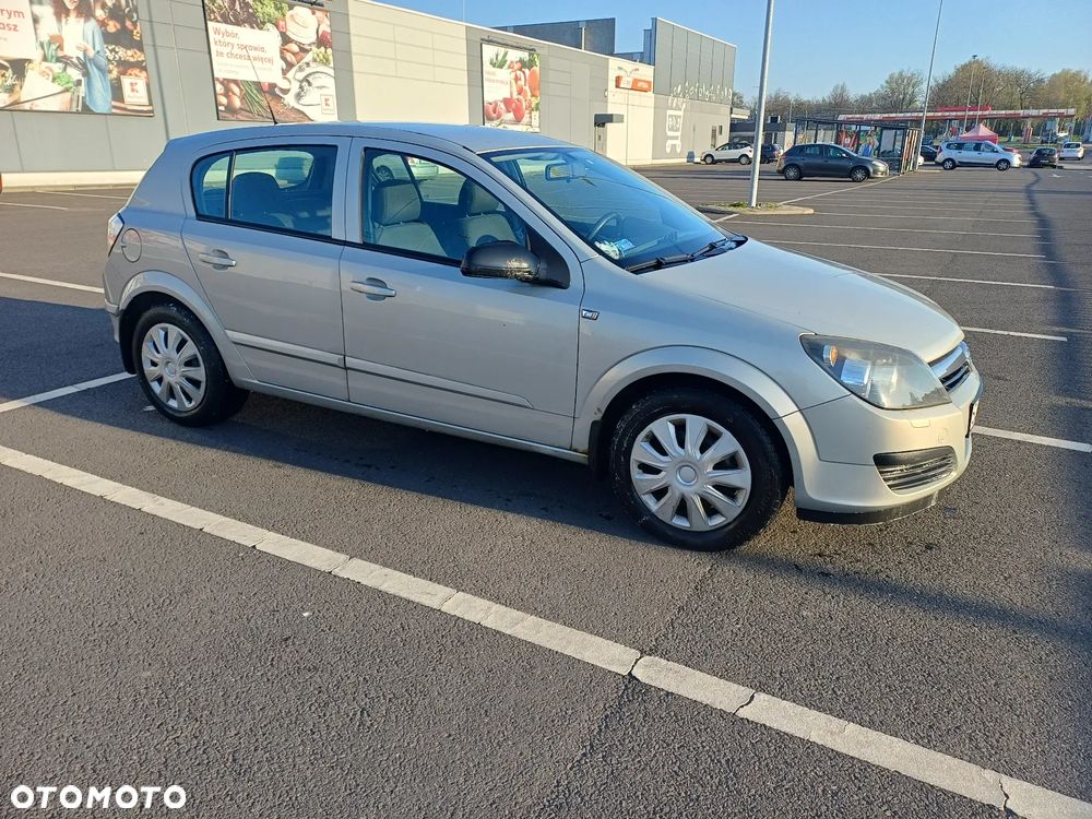 Opel Astra - 2