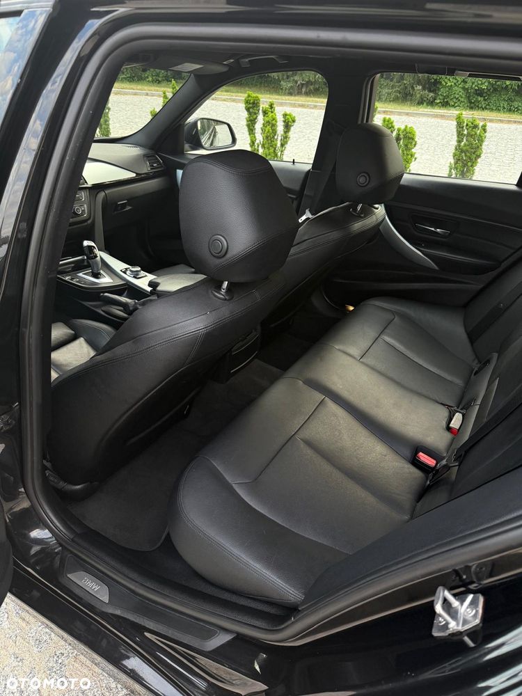 BMW Seria 3 320d Sport-Aut Efficient Dynamics Edition Sport Line - 11
