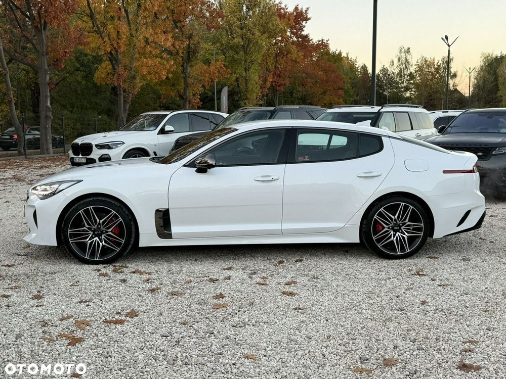 Kia Stinger - 6