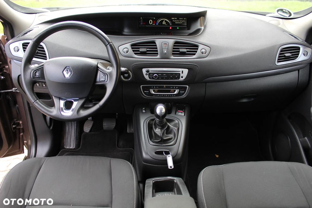 Renault Scenic - 21
