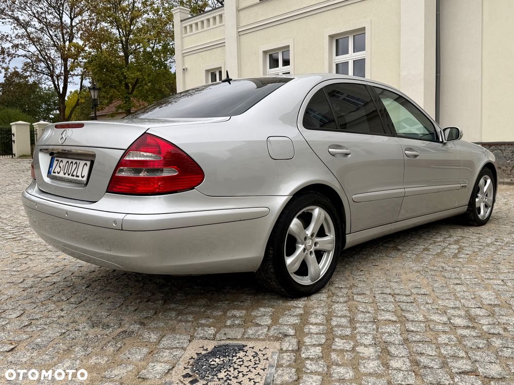 Mercedes-Benz Klasa E - 6