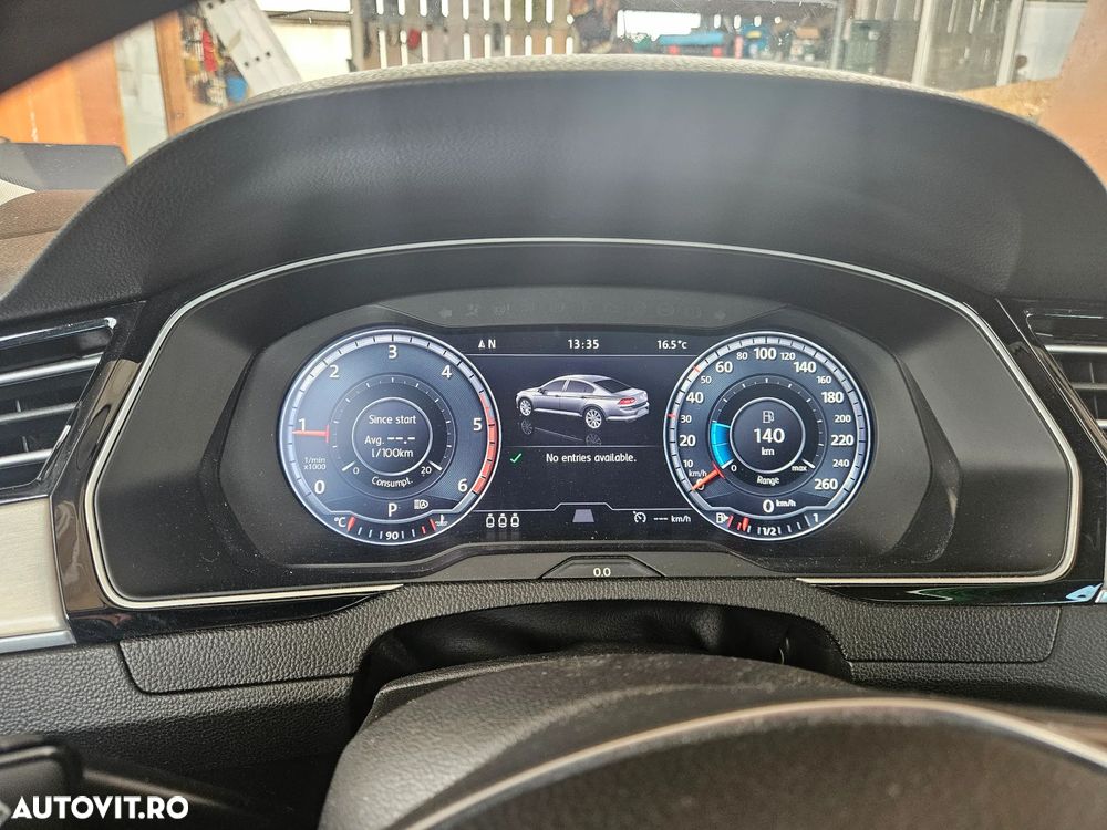 Volkswagen Passat - 13