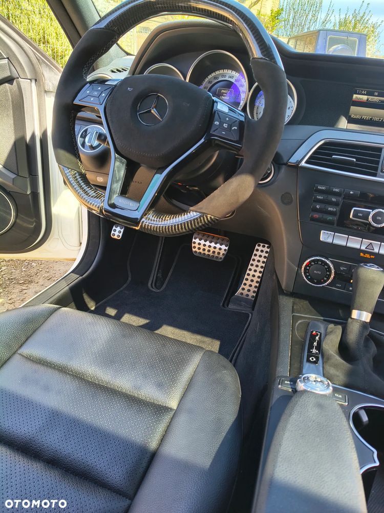 Mercedes-Benz Klasa C 350 4Matic (BlueEFFICIENCY) 7G-TRONIC Avantgarde - 29