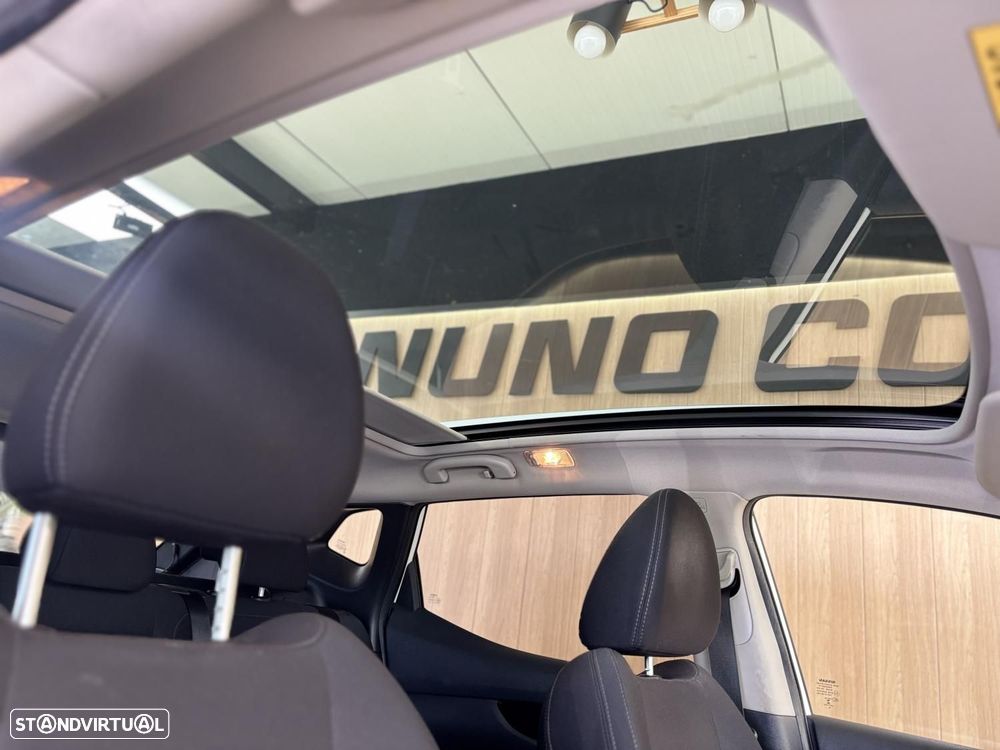 Nissan Qashqai 1.5 dCi N-Connecta J18 - 12