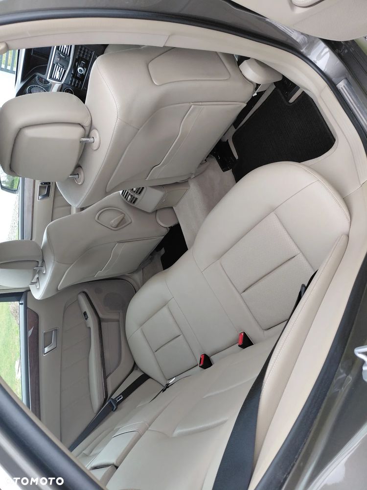 Mercedes-Benz Klasa E 200 CDI DPF BlueEFFICIENCY 7G-TRONIC Elegance - 8