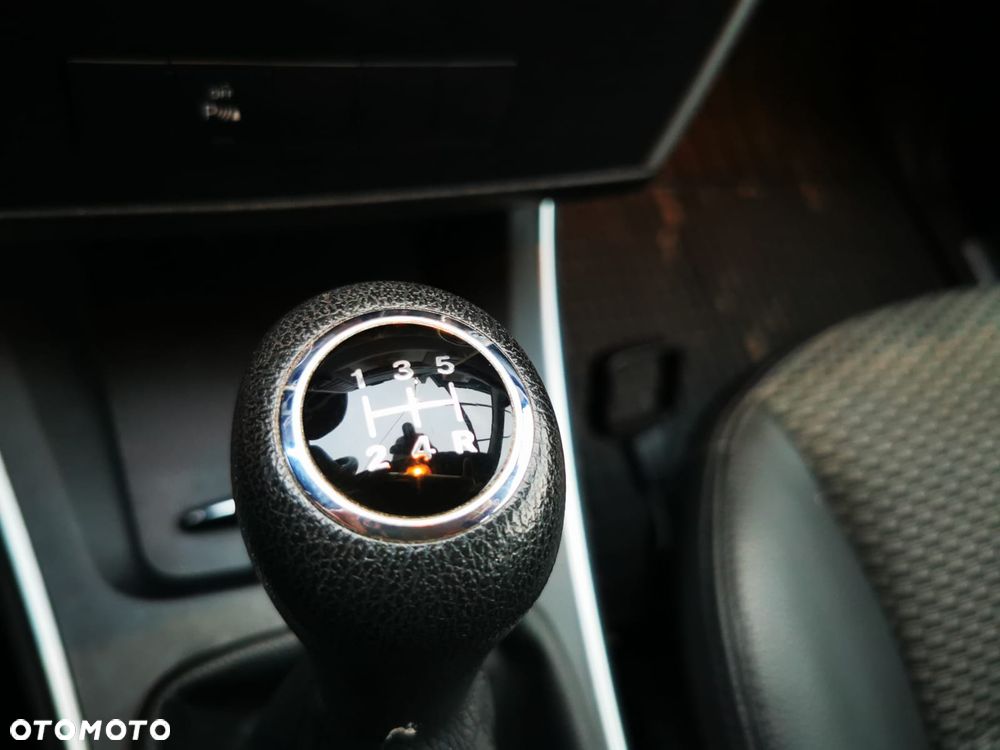 Mercedes-Benz Klasa A 160 BlueEFFICIENCY Avantgarde Special Edition - 18