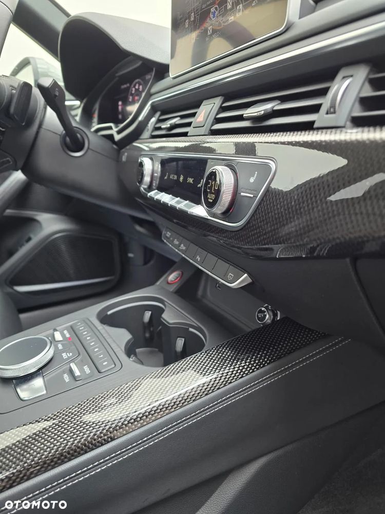 Audi S4 Limousine - 17