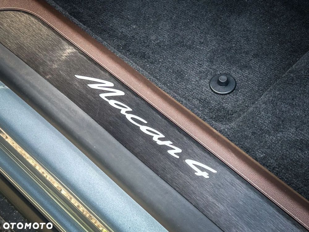 Porsche Macan - 33