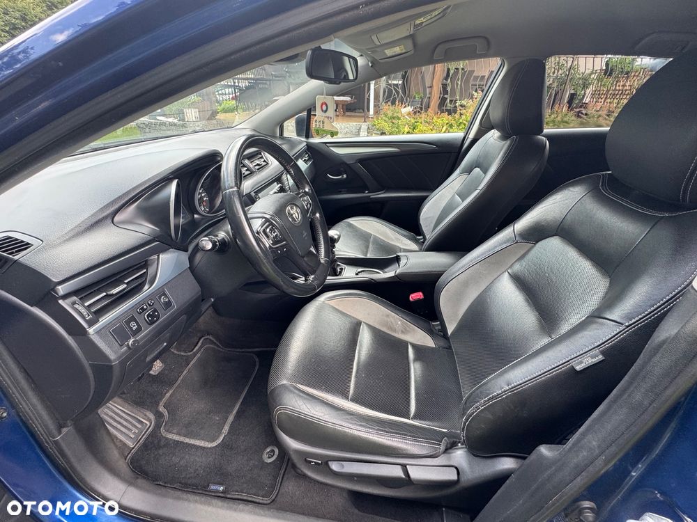 Toyota Avensis 2.0 D-4D Prestige - 7