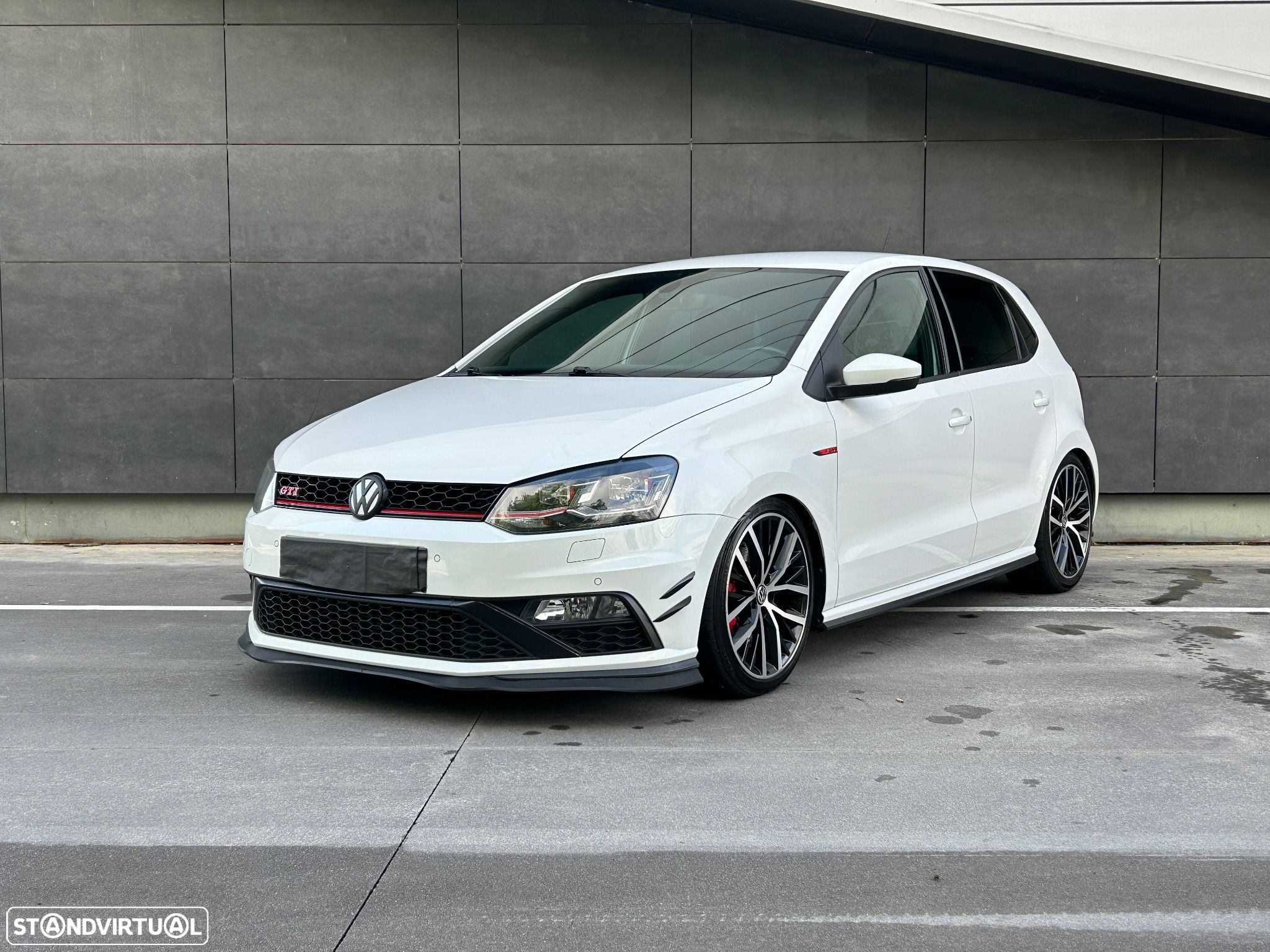 VW Polo 1.8 TSi GTi DSG - 1