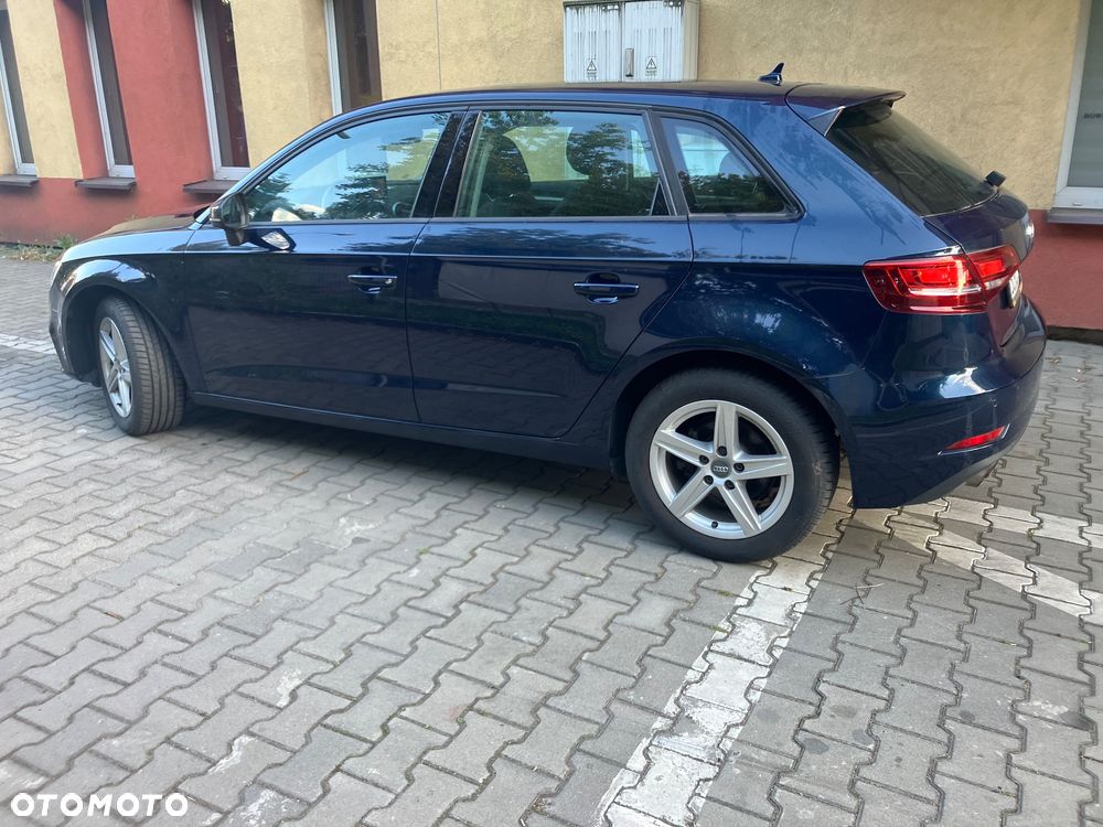 Audi A3 Sportback 2.0 TDI - 18