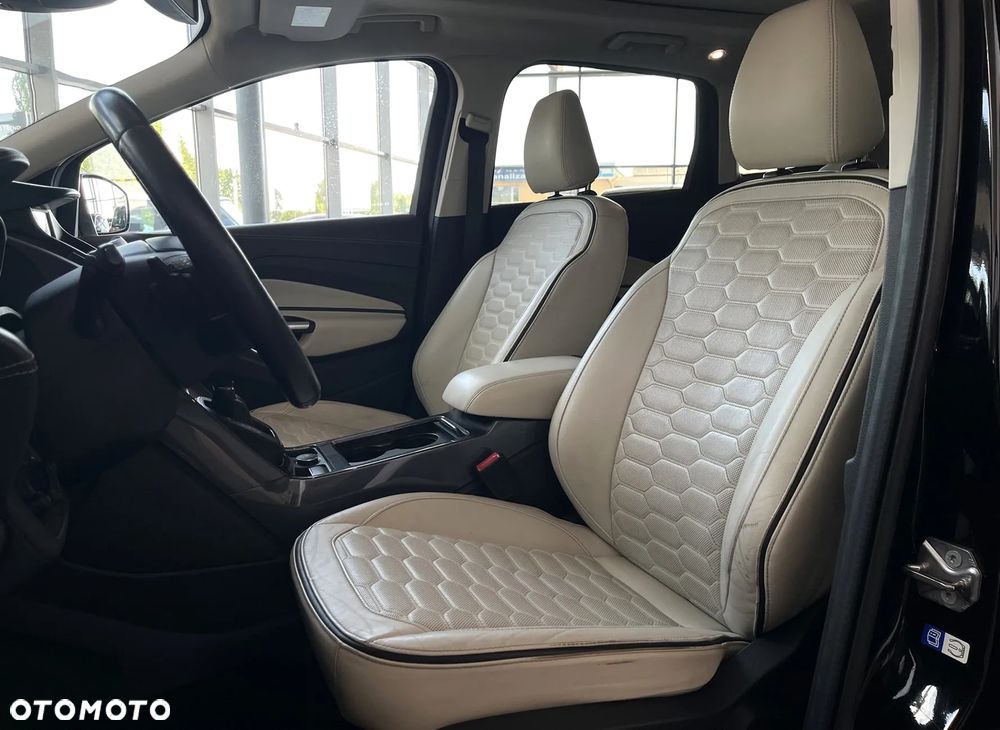 Ford Kuga 2.0 TDCi 4x4 Vignale - 23