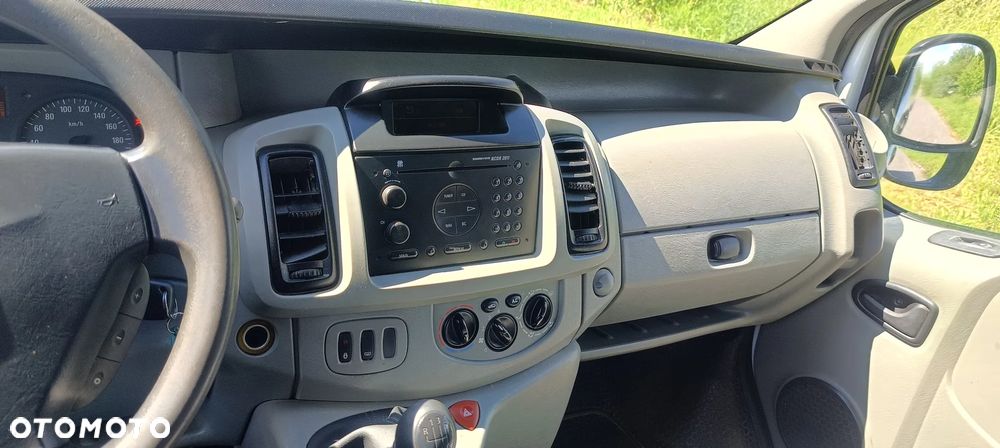 Opel Vivaro - 14