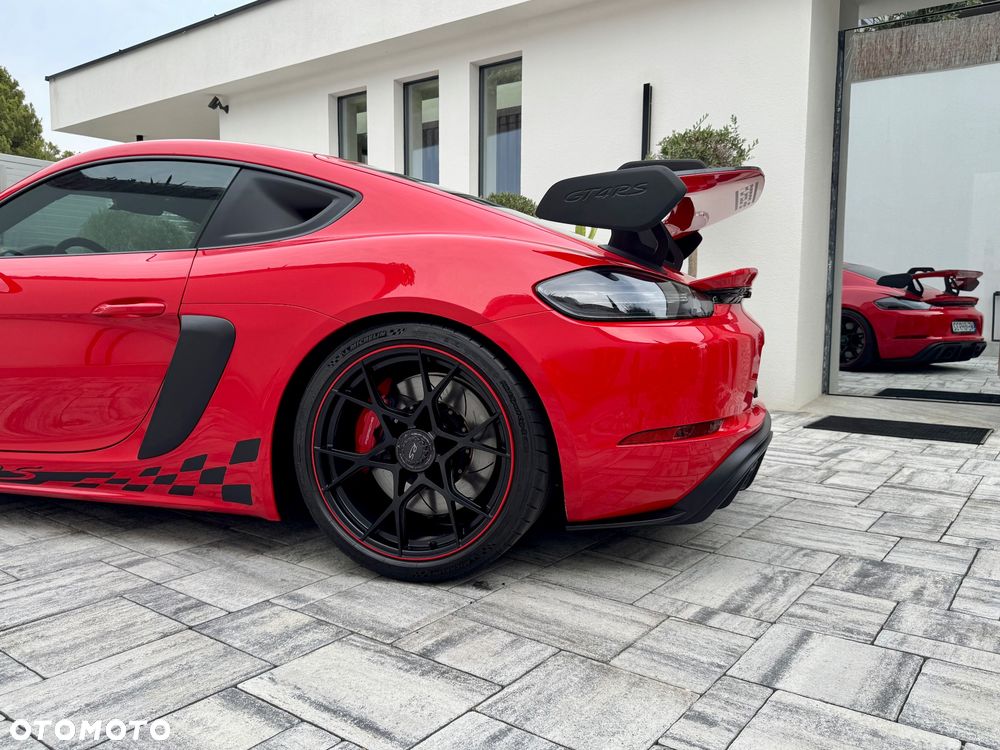 Porsche 718 Cayman GPF GT4 RS PDK - 6