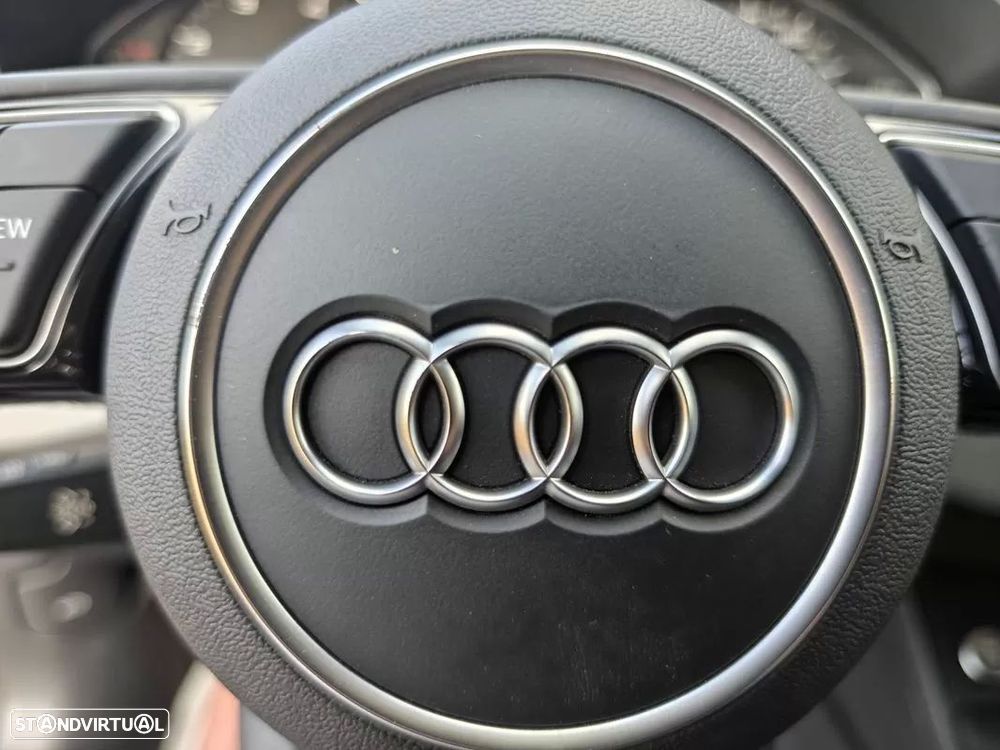 Audi A4 Avant 35 TDI Sport S tronic — fotografia 32