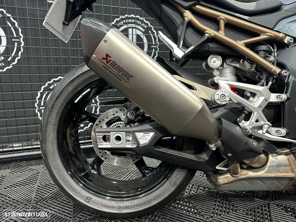 BMW S 1000 R (PACK COMFORT E DYNAMIC, AKRAPOVIC) - 10