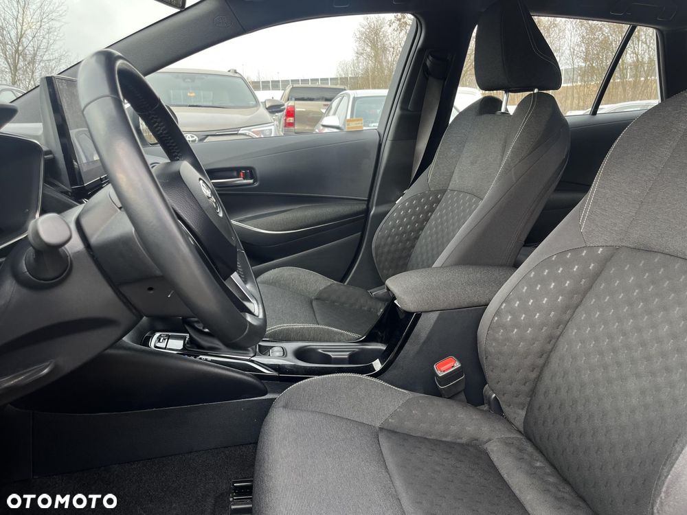 Toyota Corolla 1.8 Hybrid Comfort - 17