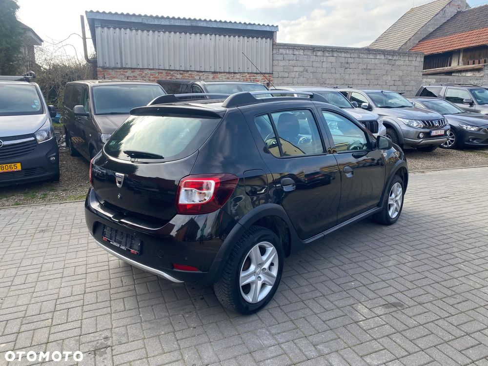 Dacia Sandero Stepway 0.9 TCe Laureate S&S Easy-R - 4