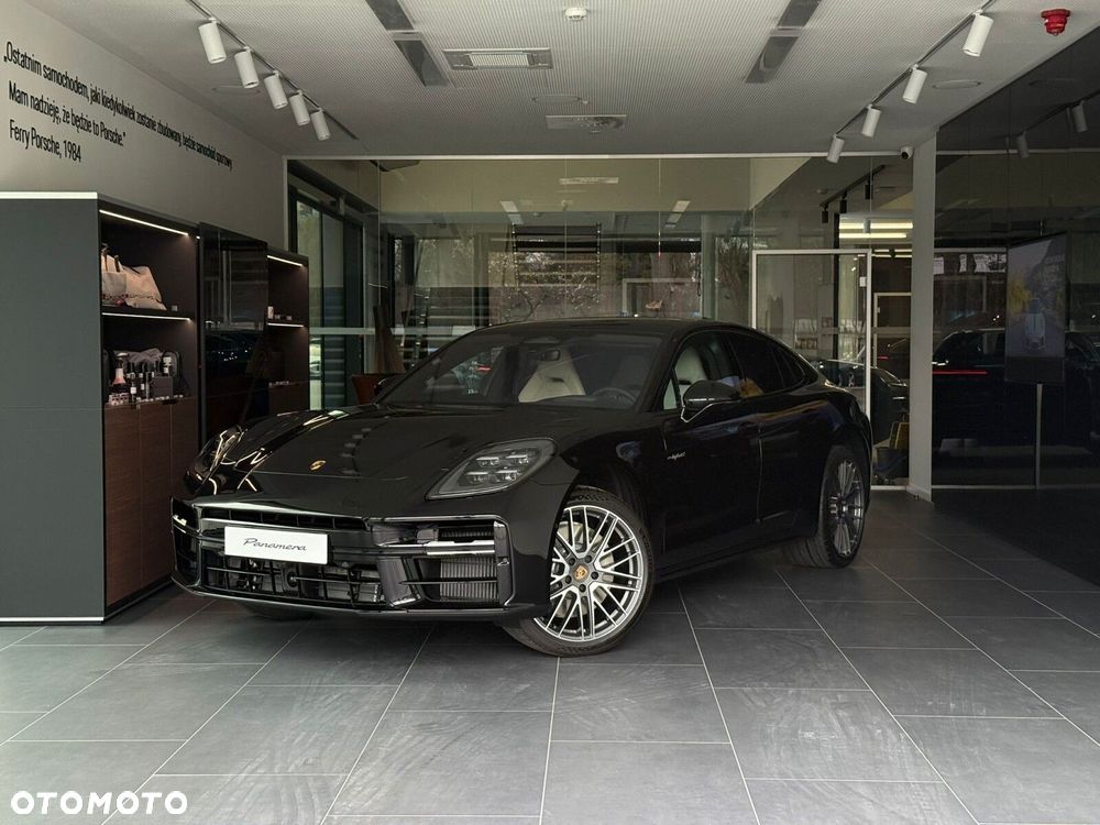 Porsche Panamera - 3