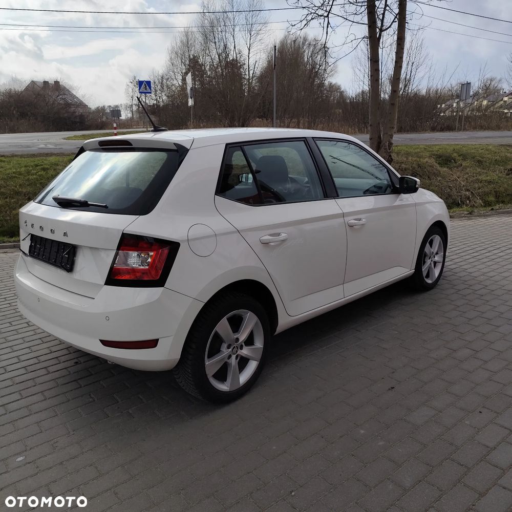 Skoda Fabia 1.0 MPI Active - 5