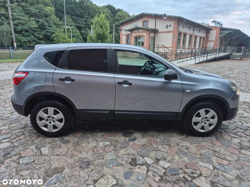 Nissan Qashqai 1.6 visia - 24
