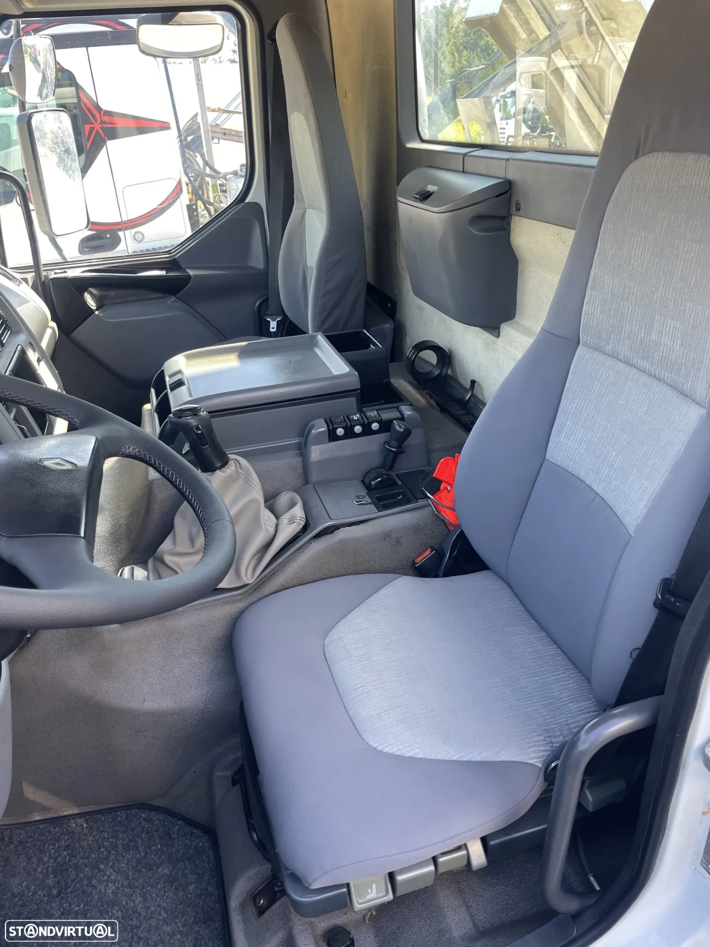Renault Kerax 420Dci / 6x4 - Basculante - 6