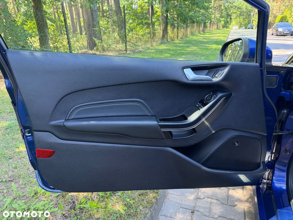 Ford Fiesta 1.0 EcoBoost S&S ST-LINE X - 17