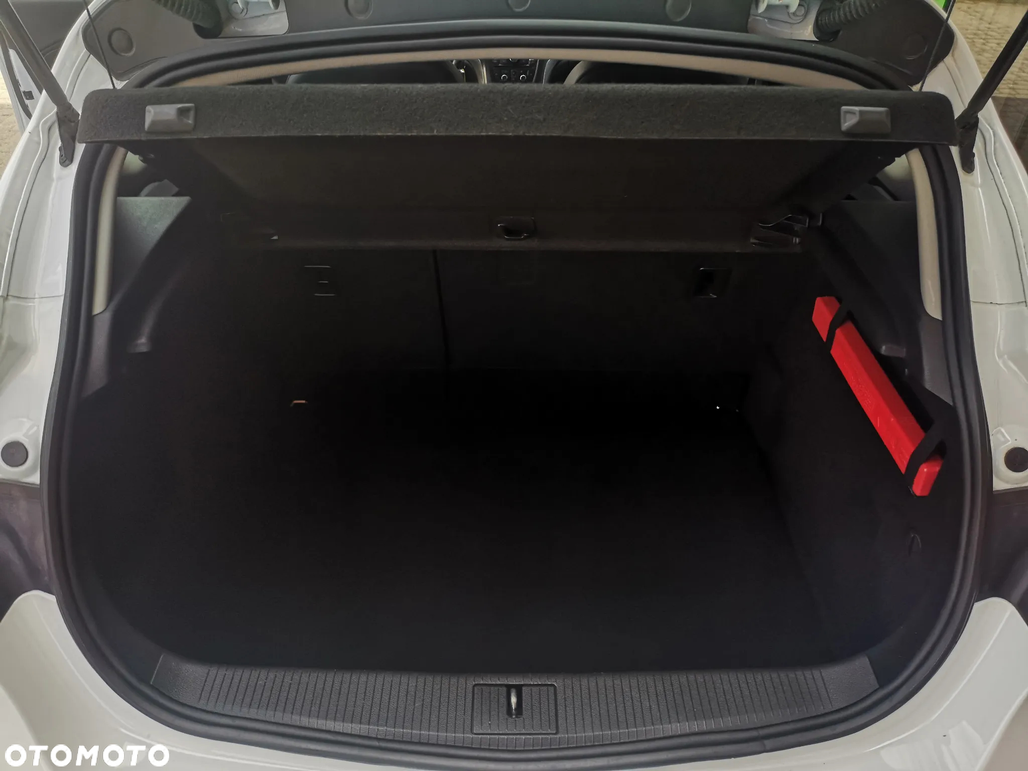 Opel Astra 1.6 Innovation - 28