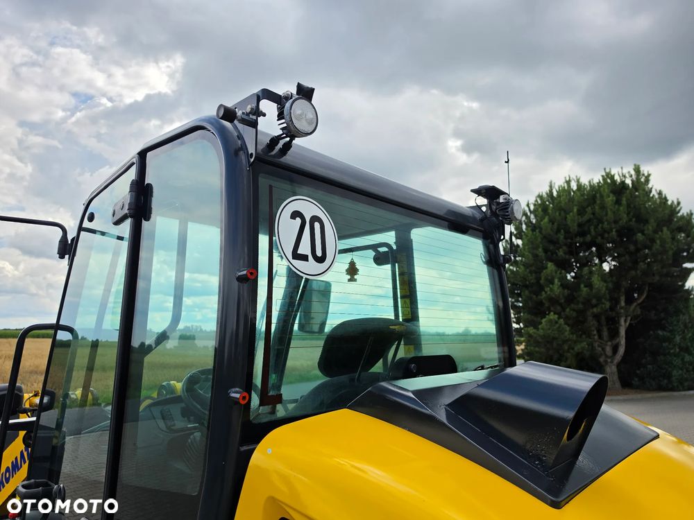 Komatsu WA70M-8E0 NOWY MODEL SPROWADZONA Z DE  2200 MTG SUPER STAN !!! - 24