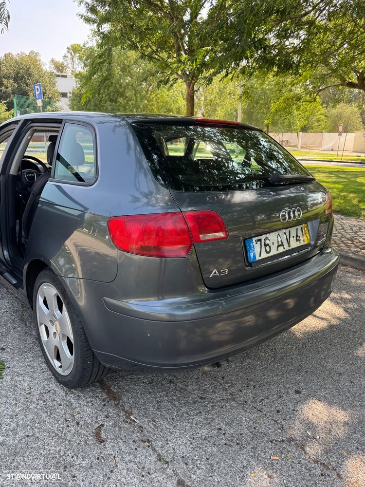 Audi A3 Sportback 2.0 TDi — fotografia 25
