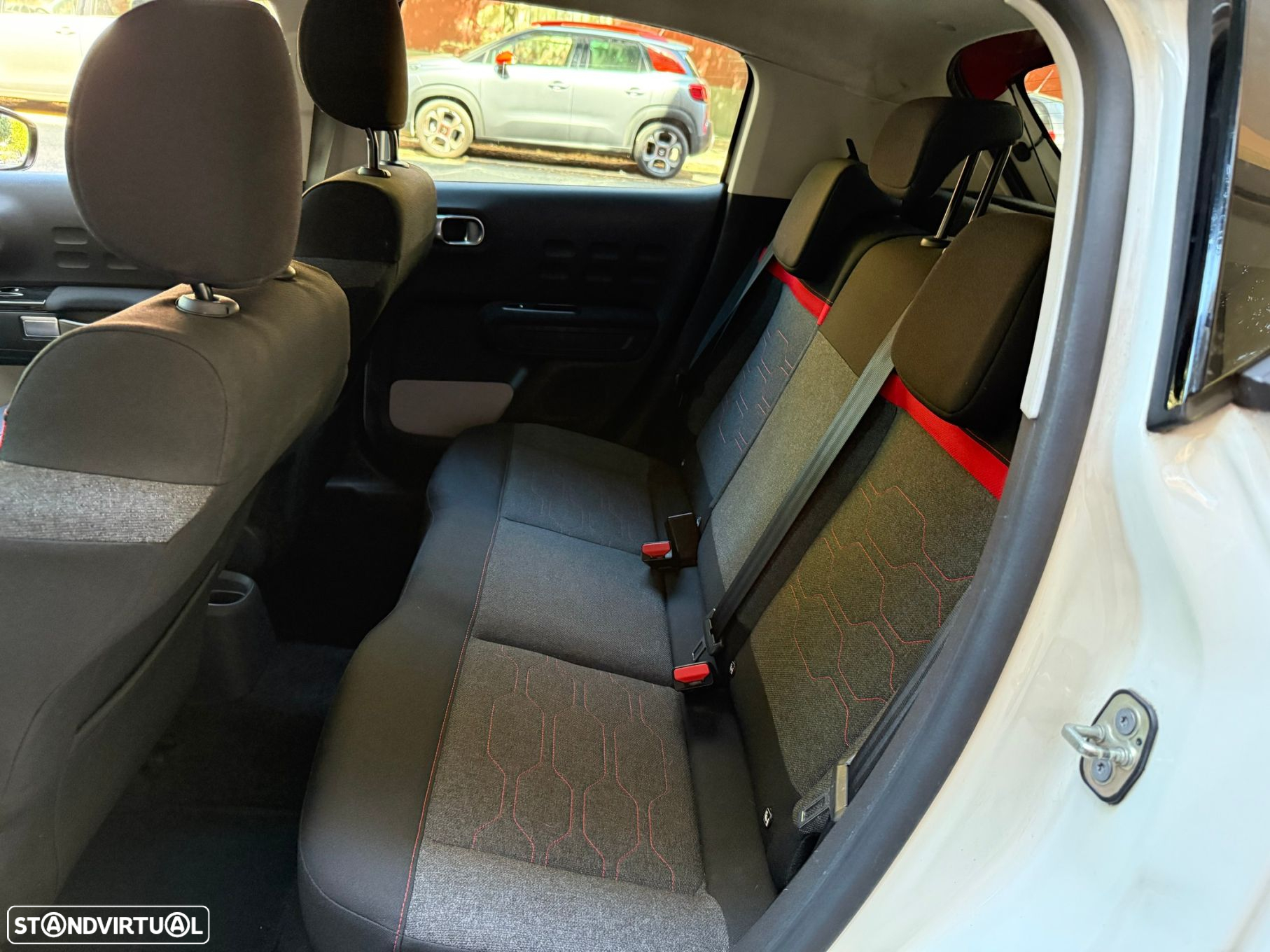 Citroën C3 1.6 BlueHDi Exclusive - 10