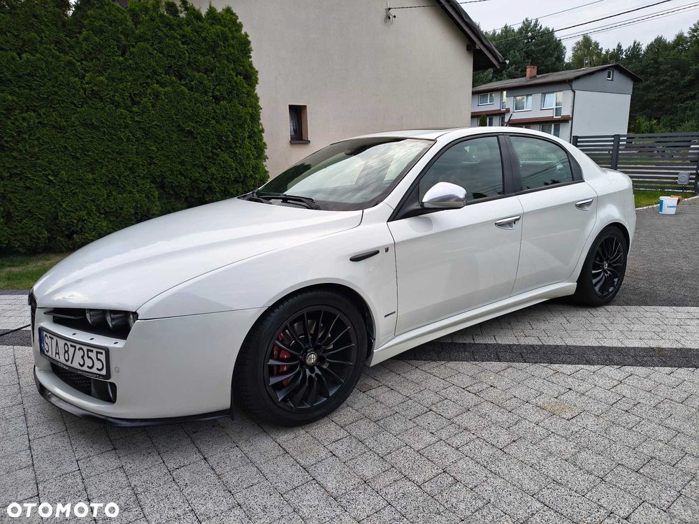 Alfa Romeo 159 - 2