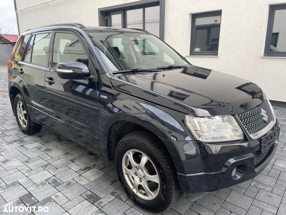 Suzuki Grand Vitara 1.9 DDiS Comfort DPF - 3
