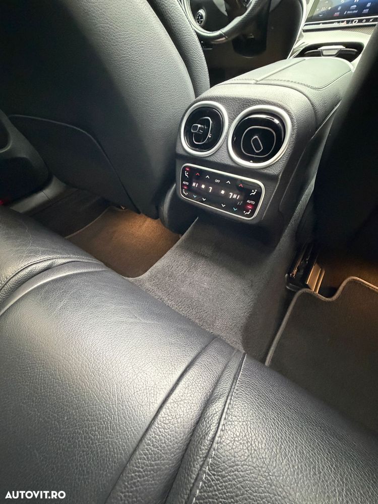 Mercedes-Benz C - 19