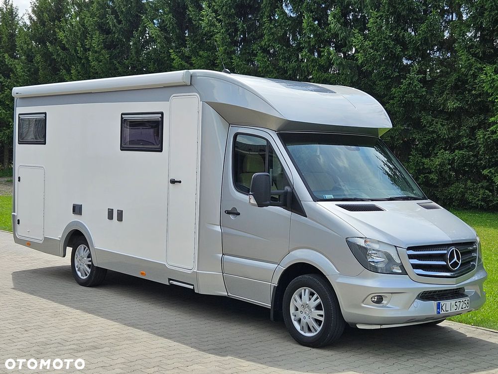 Mercedes-Benz Sprinter - 1