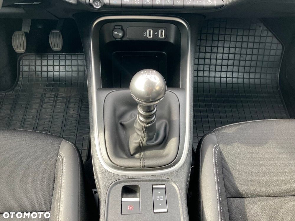 Jeep Avenger 1.2 GSE T3 Altitude FWD - 16