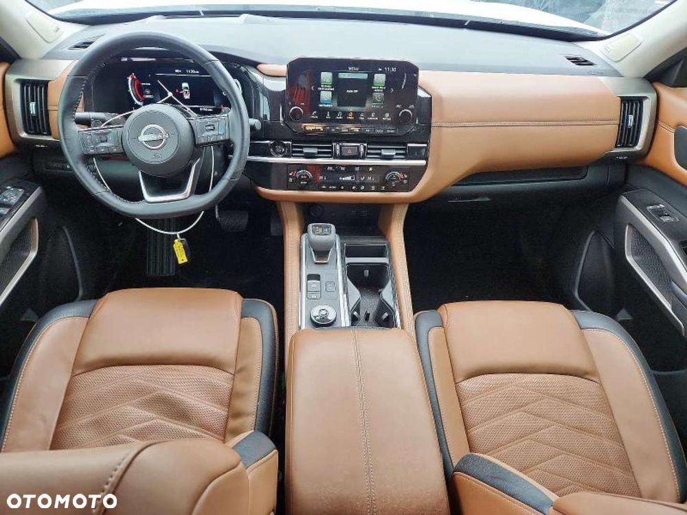 Nissan Pathfinder - 9