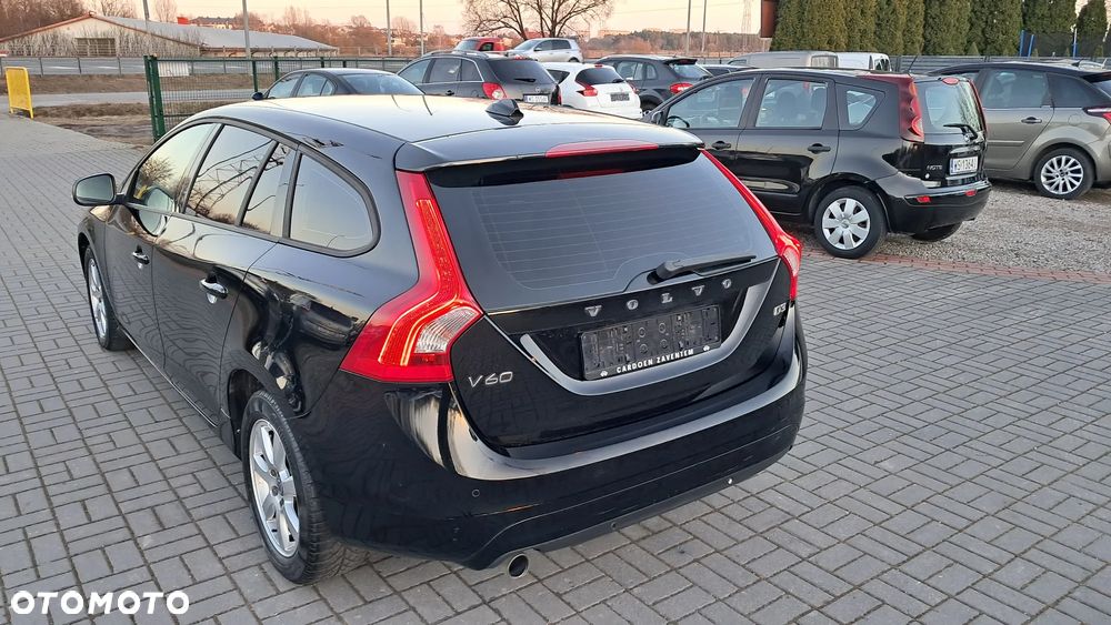 Volvo V60 D3 Base - 13