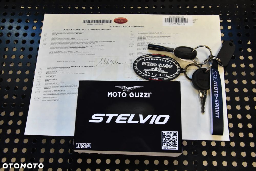 Moto Guzzi Stelvio - 21