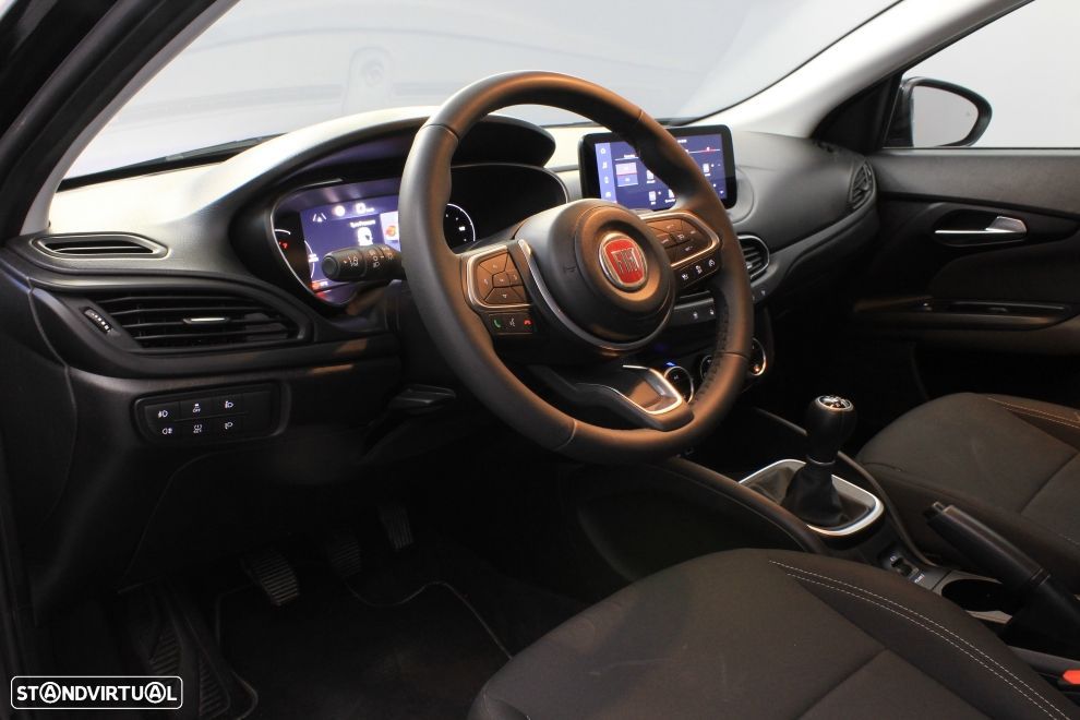 Fiat Tipo Station Wagon Cross 1.0 GSE T3 Cross - 23
