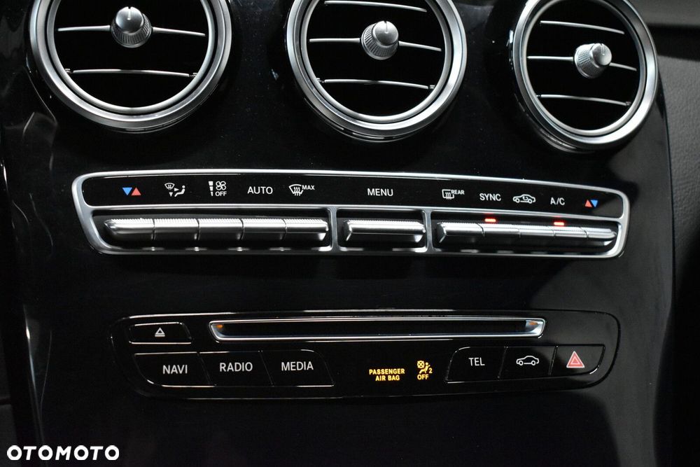Mercedes-Benz GLC - 20