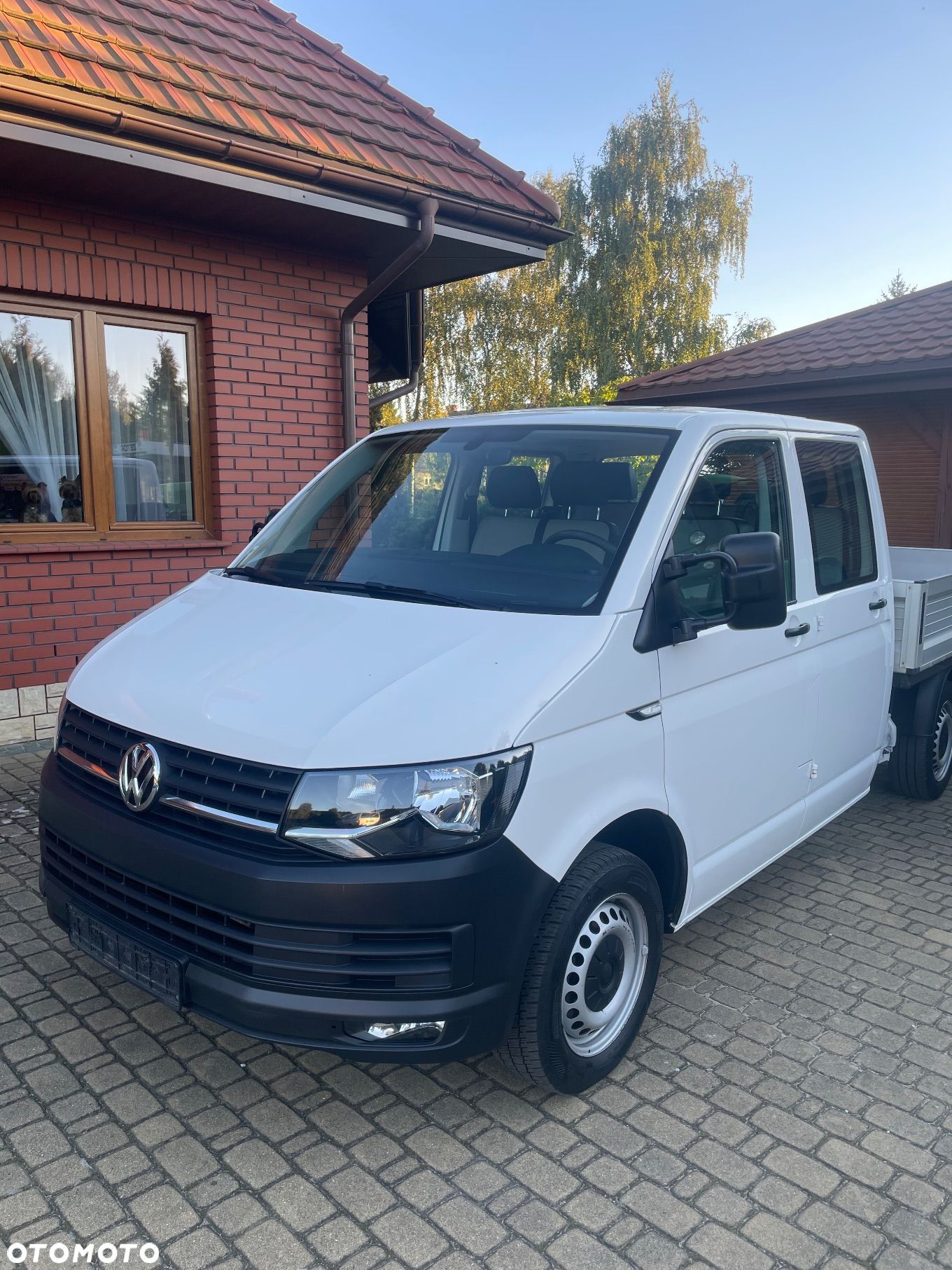 Volkswagen Transporter - 1