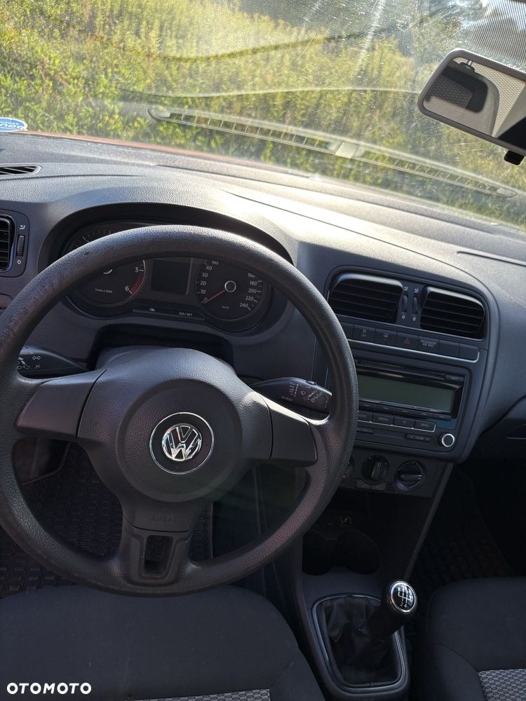 Volkswagen Polo - 5