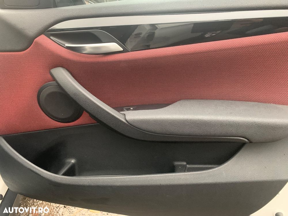 BMW X1 xDrive20d - 13