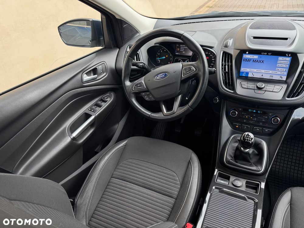 Ford Kuga 1.5 EcoBoost 2x4 Titanium - 15