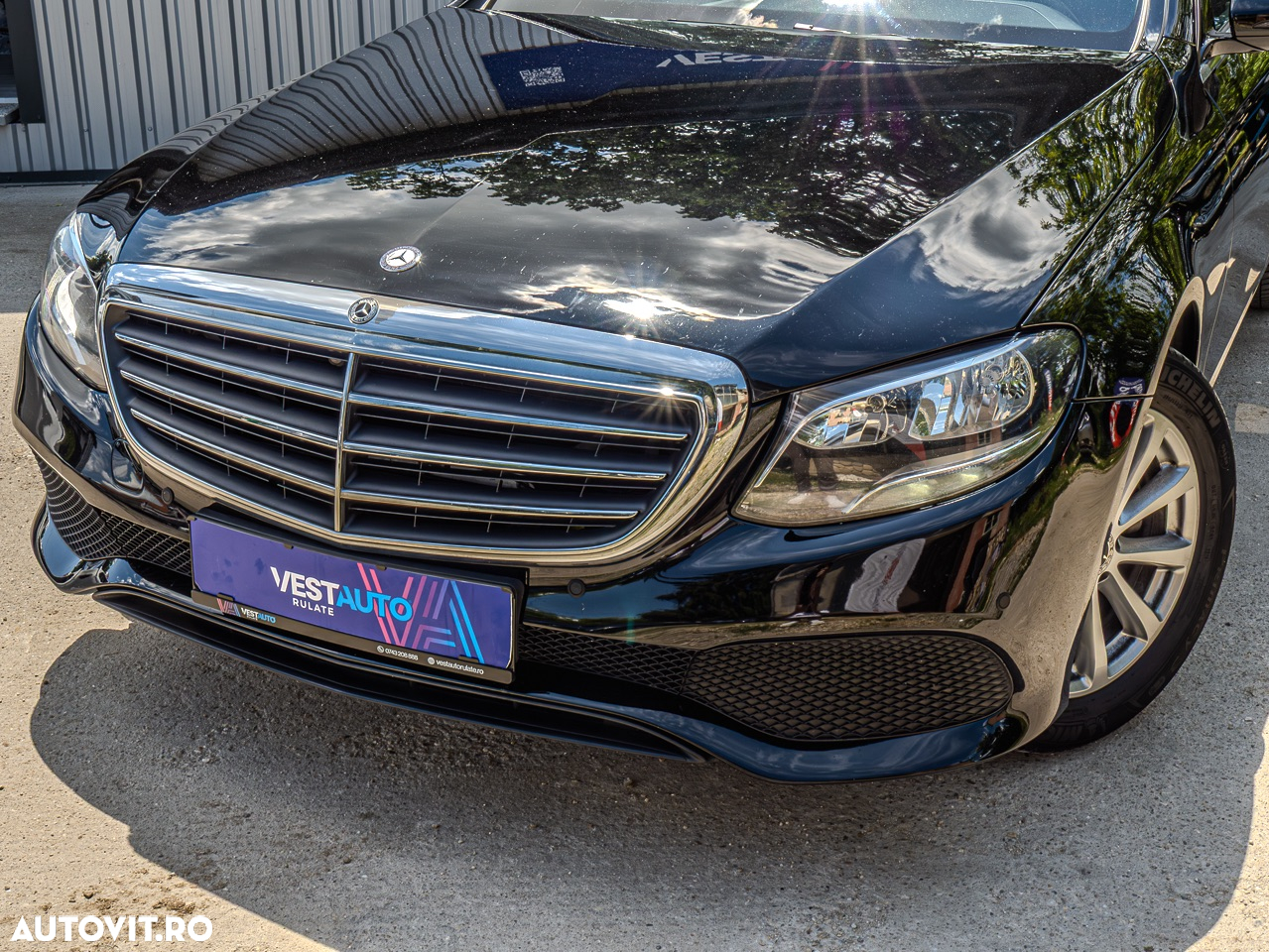Mercedes-Benz E 200 d Aut. - 28