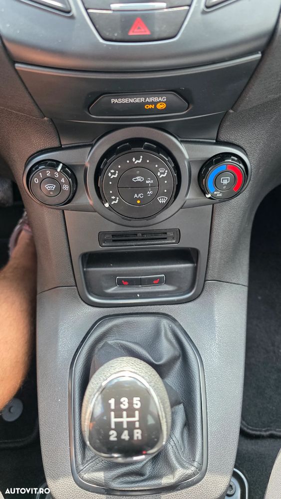 Ford Fiesta 1.0 EcoBoost Trend - 21