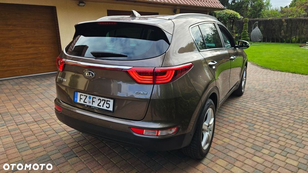 Kia Sportage 2.0 CRDI 4WD Automatik Dream-Team Edition - 9