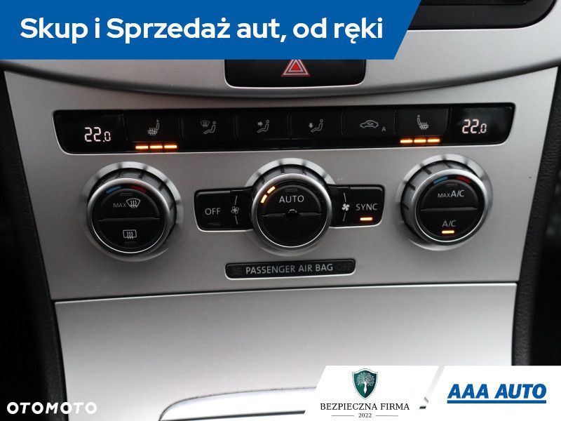 Volkswagen Passat Variant - 14